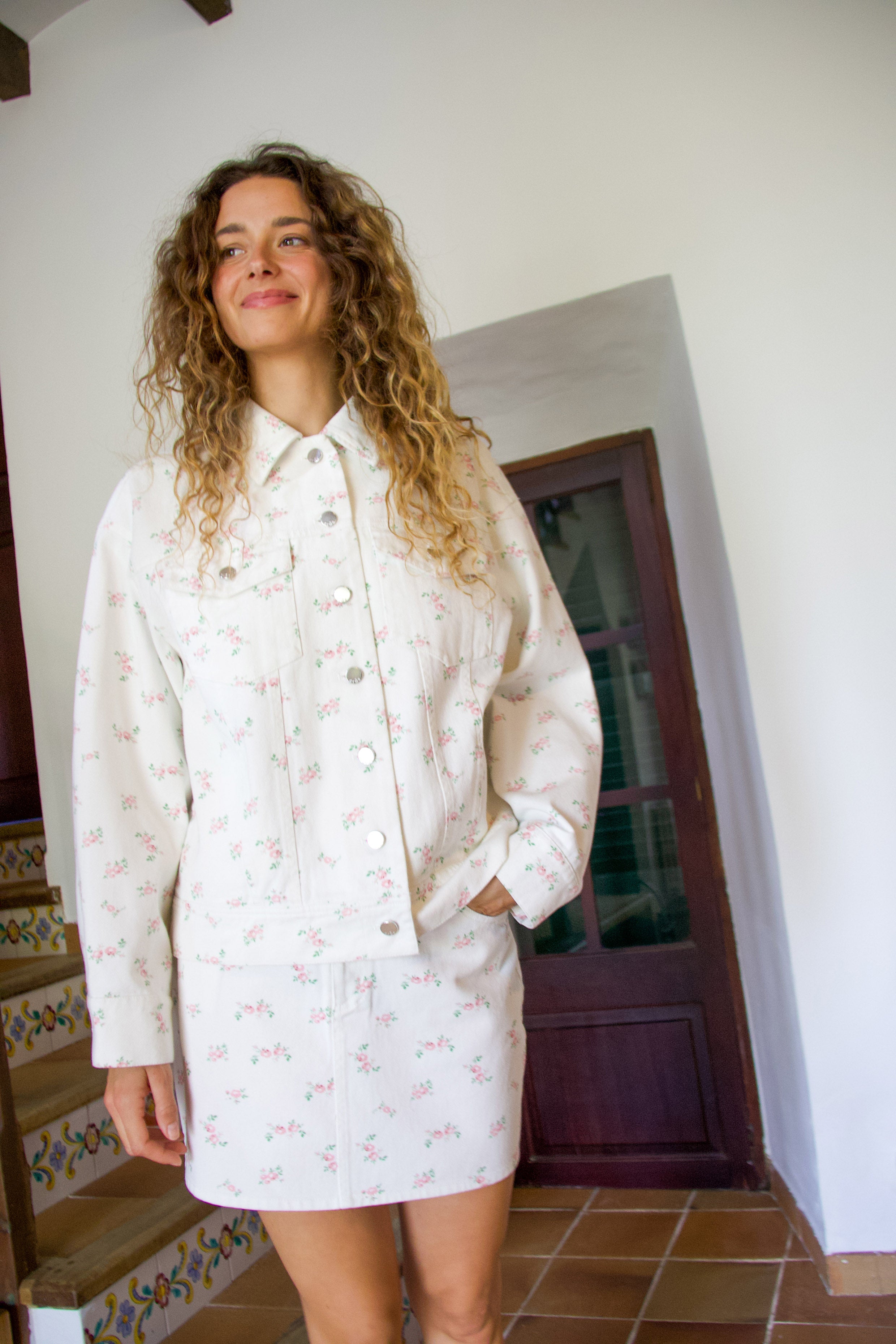 CRAS Cerseicras Jacket Jacket 8100 White Flower